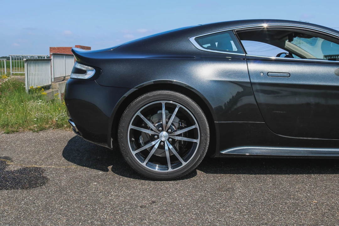 2013 Aston Martin V8 Vantage (2006-2017) - Image 23 of 31