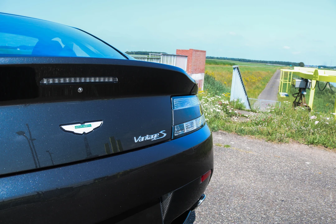 2013 Aston Martin V8 Vantage (2006-2017) - Image 13 of 31