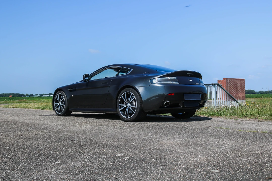 2013 Aston Martin V8 Vantage (2006-2017) - Image 7 of 31