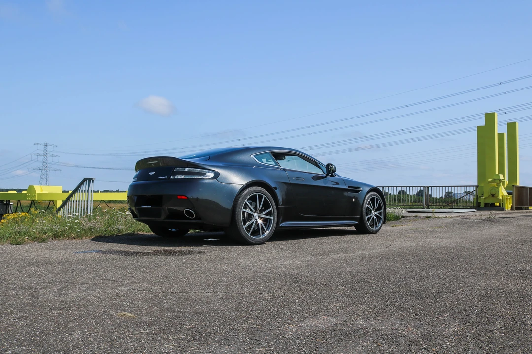 2013 Aston Martin V8 Vantage (2006-2017) - Image 5 of 31
