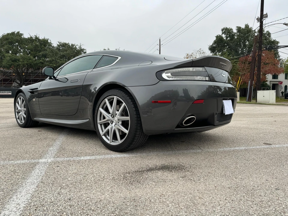 2013 Aston Martin V8 Vantage (2006-2017) - Image 10 of 31