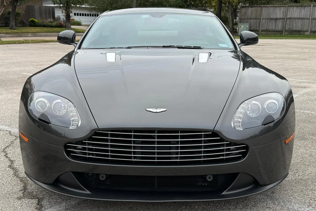 2013 Aston Martin V8 Vantage (2006-2017) - Image 2 of 31
