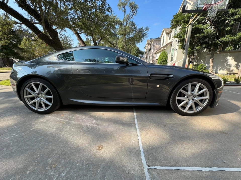 2013 Aston Martin V8 Vantage (2006-2017) - Image 12 of 31