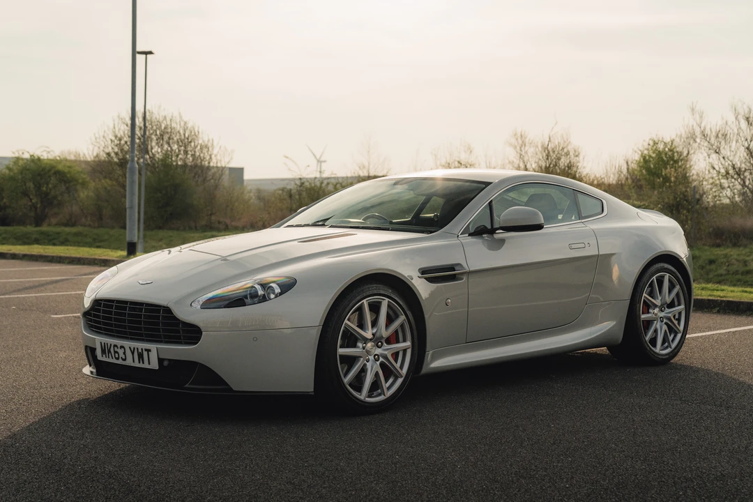 2013 Aston Martin V8 Vantage (2006-2017) - Image 8 of 31