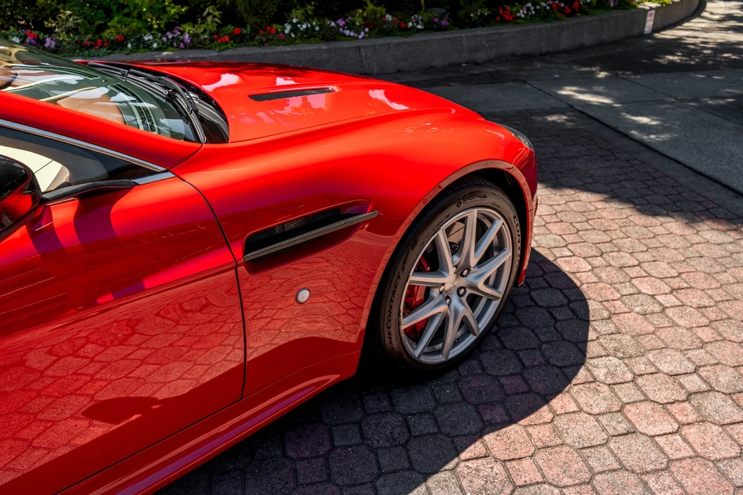 2013 Aston Martin V8 Vantage (2006-2017) - Image 8 of 31