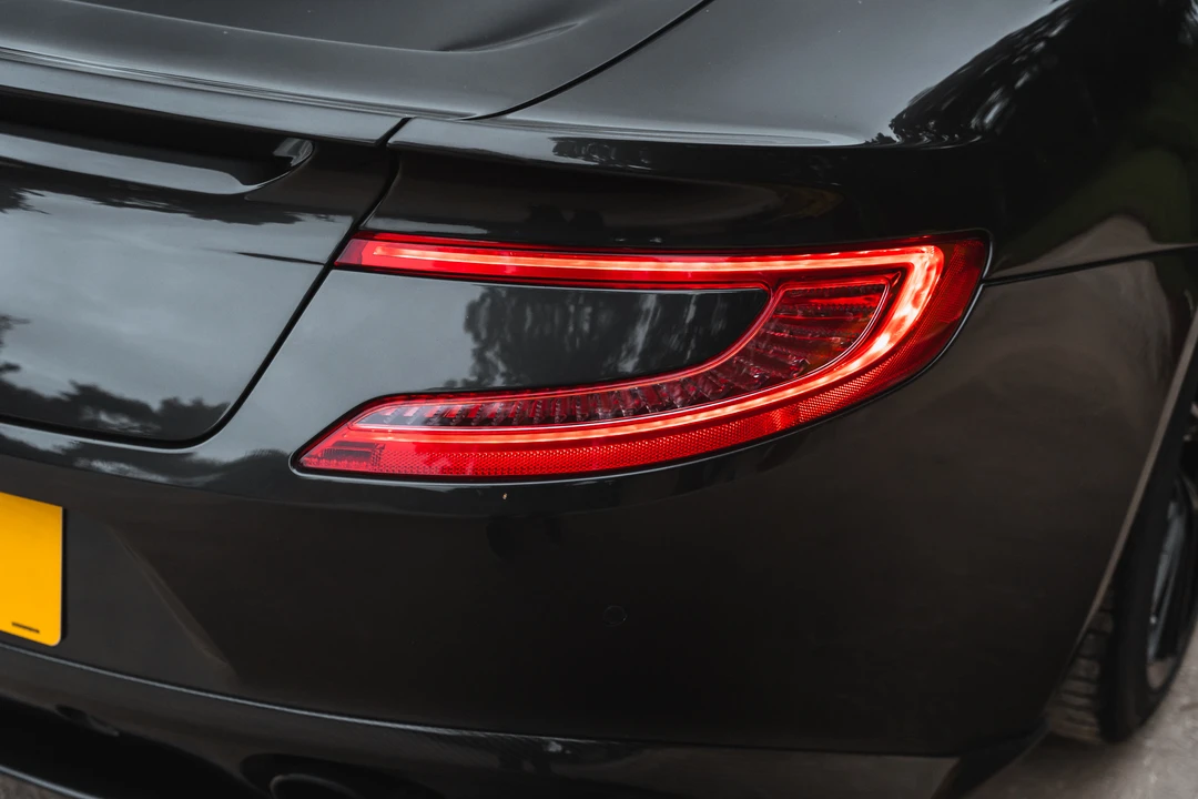 2013 Aston Martin Vanquish 2nd Gen - Image 26 of 31