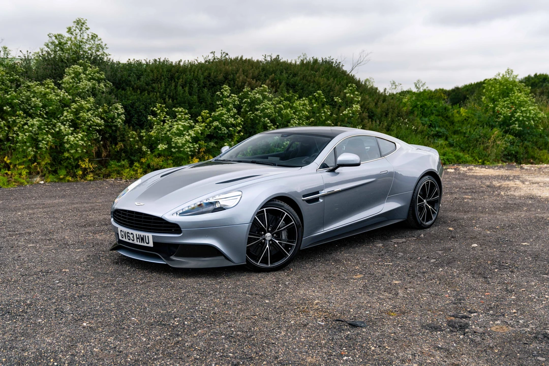 2013 Aston Martin Vanquish 2nd Gen - Image 17 of 31