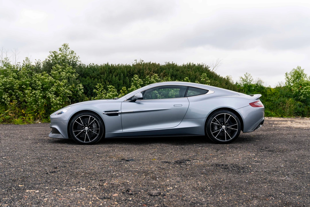 2013 Aston Martin Vanquish 2nd Gen - Image 8 of 31