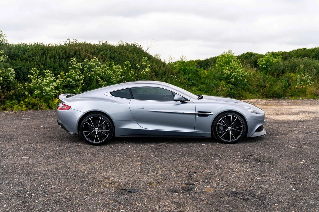 2013 Aston Martin Vanquish 2nd Gen - Image 12 of 31