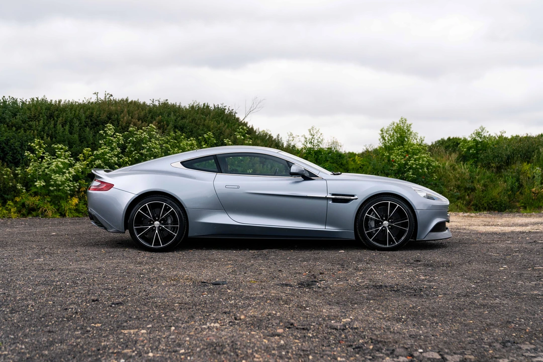2013 Aston Martin Vanquish 2nd Gen - Image 4 of 31