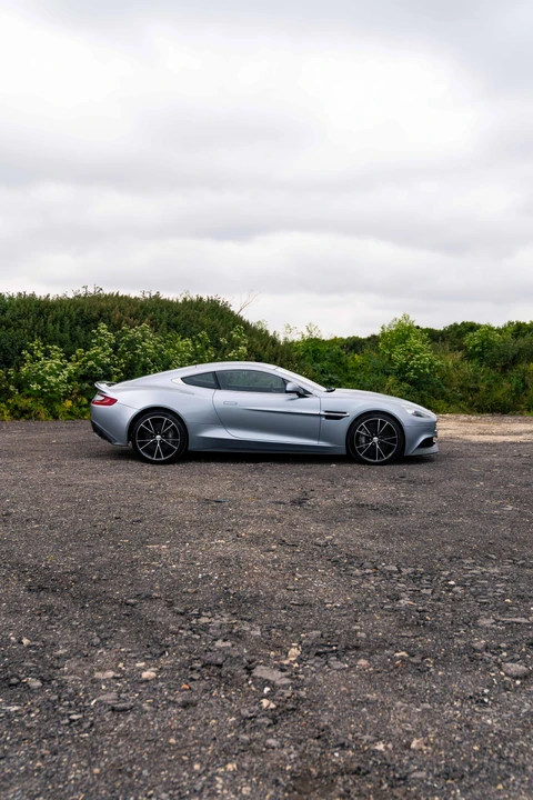 2013 Aston Martin Vanquish 2nd Gen - Image 28 of 31
