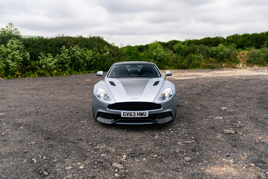2013 Aston Martin Vanquish 2nd Gen - Image 18 of 31