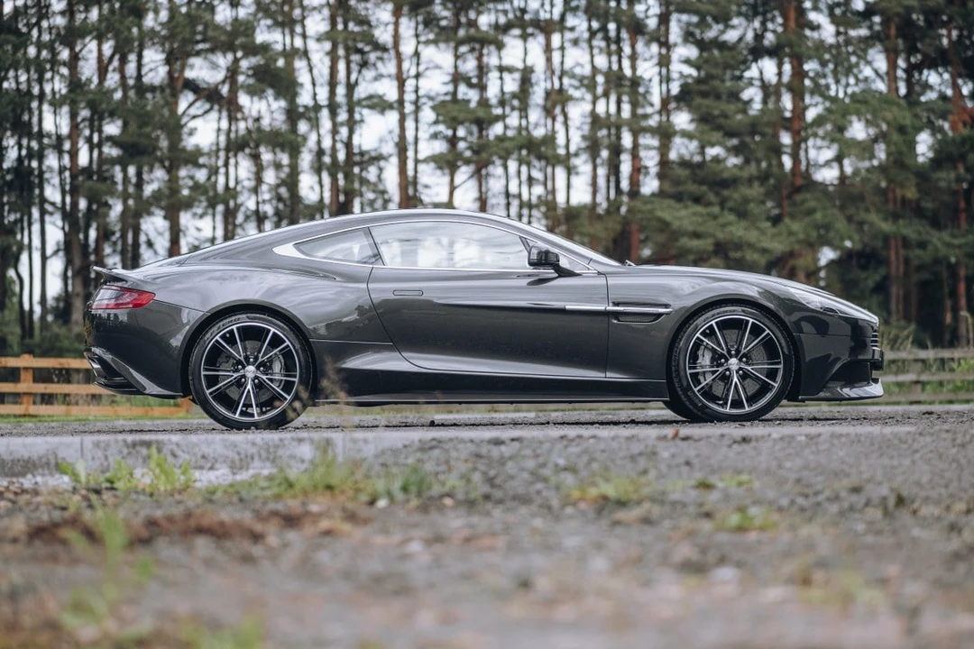 2013 Aston Martin Vanquish 2nd Gen - Image 6 of 31