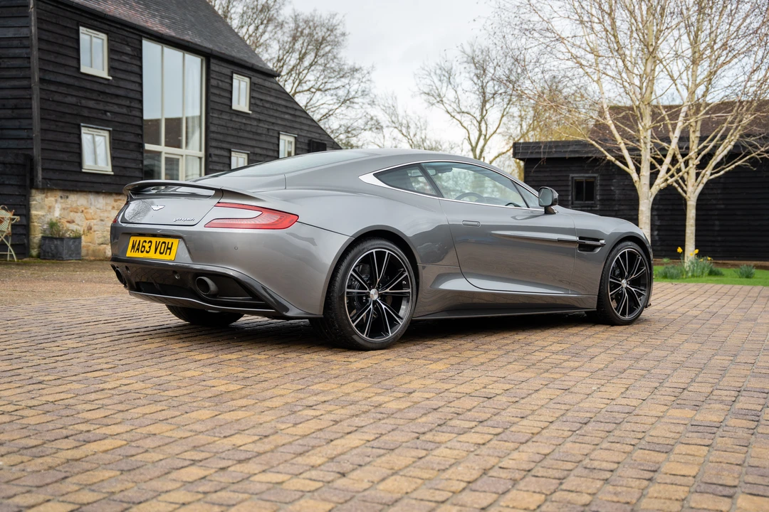 2013 Aston Martin Vanquish 2nd Gen - Image 5 of 31