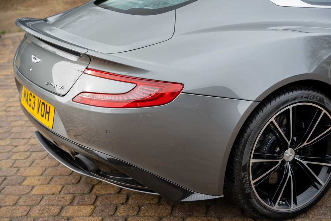2013 Aston Martin Vanquish 2nd Gen - Image 22 of 31