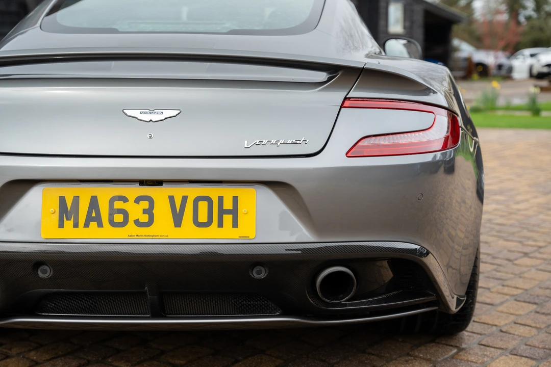 2013 Aston Martin Vanquish 2nd Gen - Image 25 of 31
