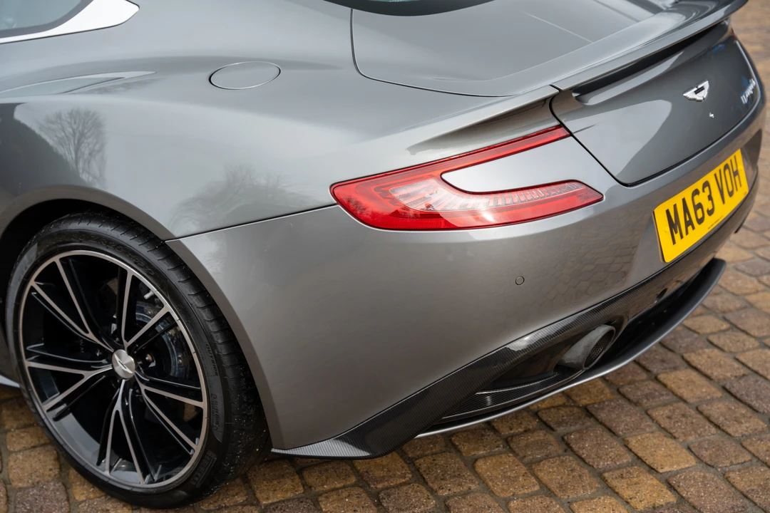 2013 Aston Martin Vanquish 2nd Gen - Image 29 of 31
