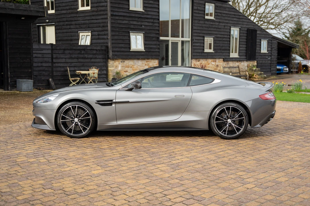 2013 Aston Martin Vanquish 2nd Gen - Image 8 of 31