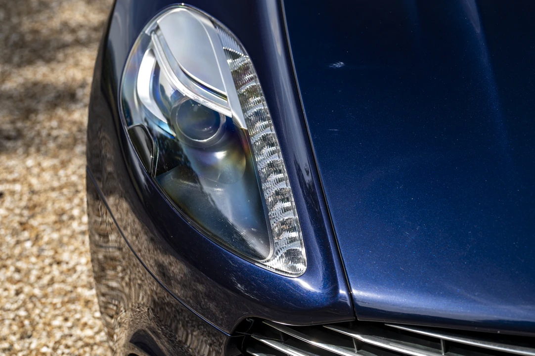 2013 Aston Martin Vanquish 2nd Gen - Image 13 of 31