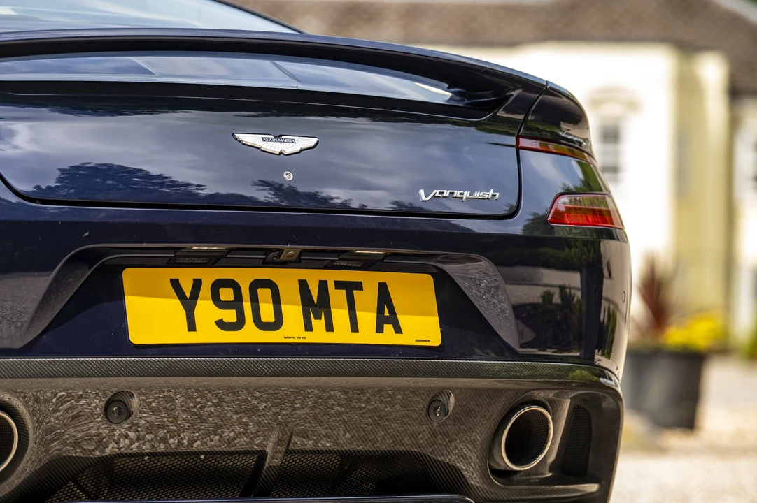 2013 Aston Martin Vanquish 2nd Gen - Image 22 of 31