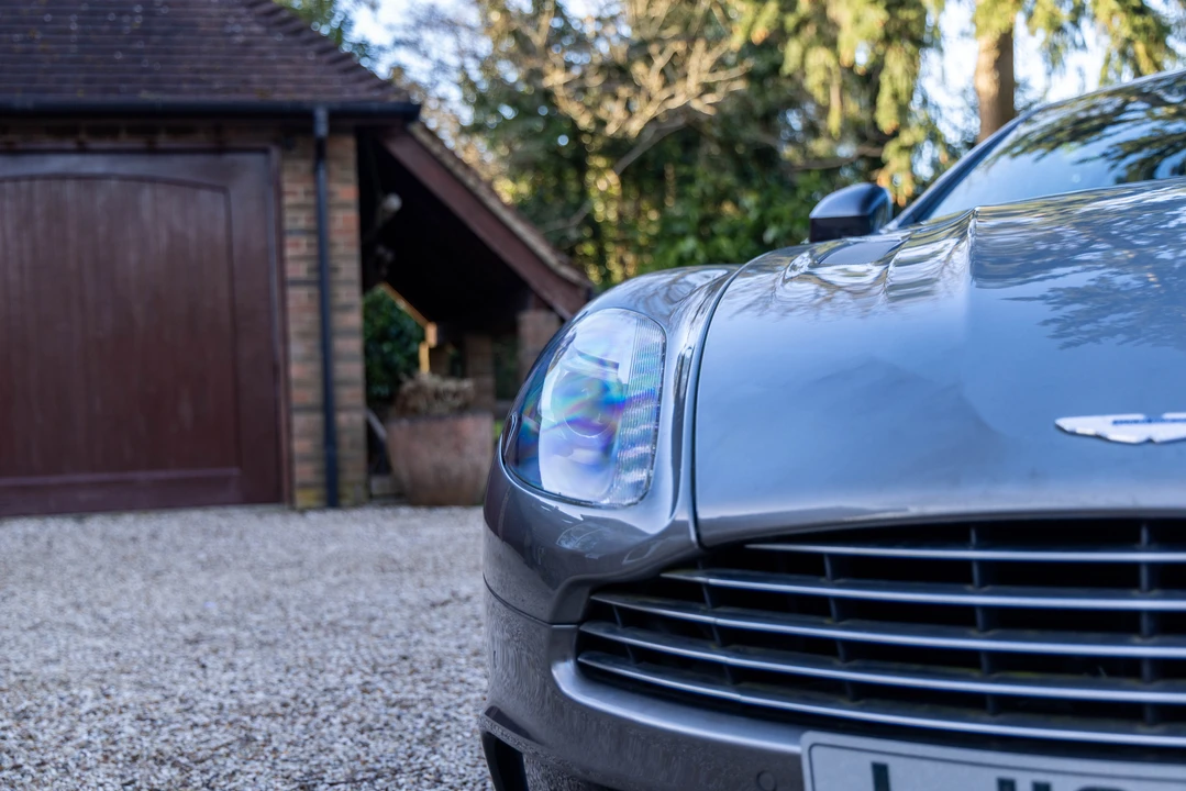 2013 Aston Martin Vanquish 2nd Gen - Image 23 of 31
