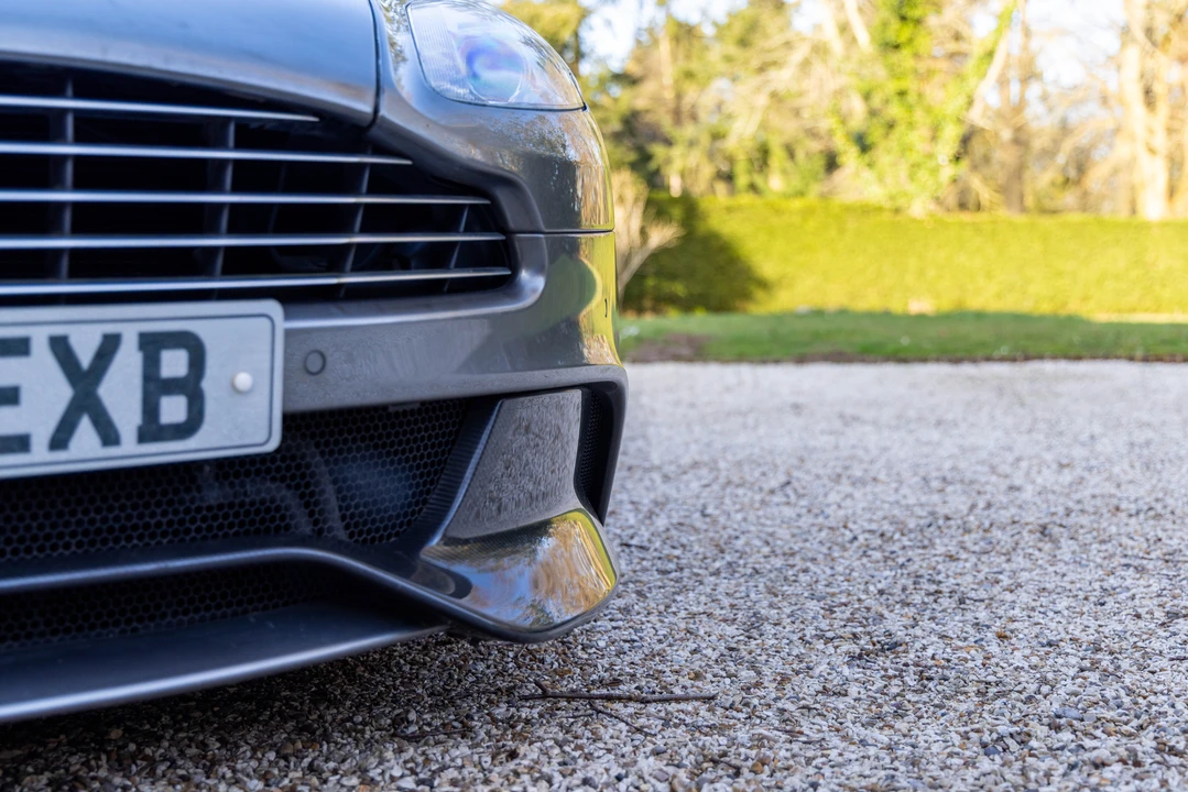 2013 Aston Martin Vanquish 2nd Gen - Image 25 of 31