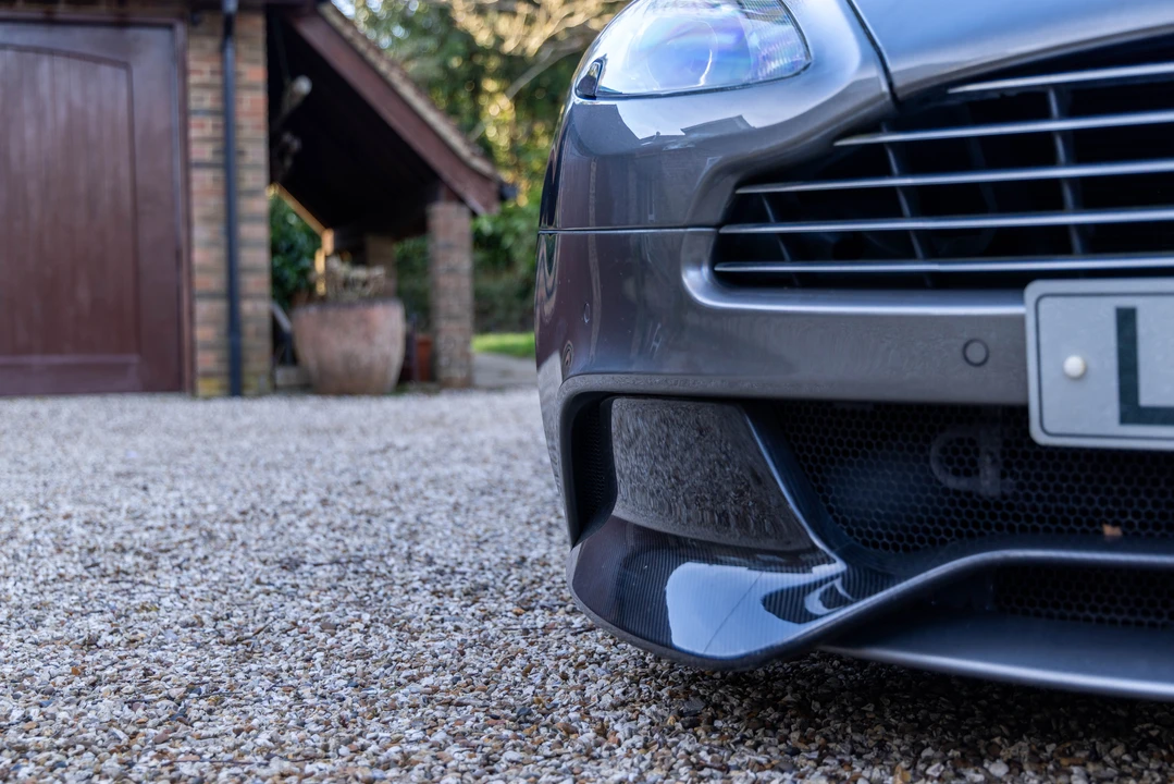 2013 Aston Martin Vanquish 2nd Gen - Image 26 of 31