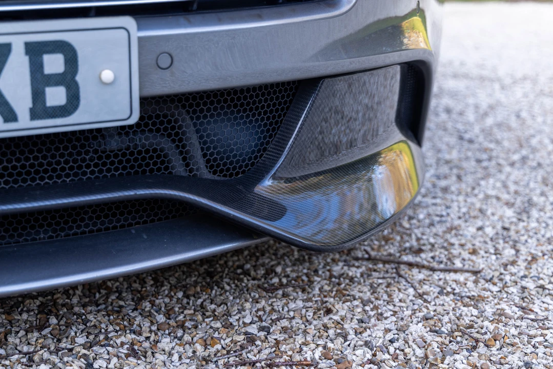 2013 Aston Martin Vanquish 2nd Gen - Image 29 of 31