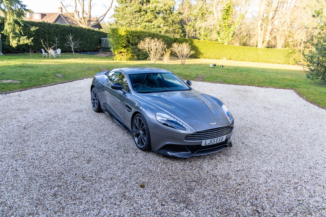 2013 Aston Martin Vanquish 2nd Gen - Image 11 of 31