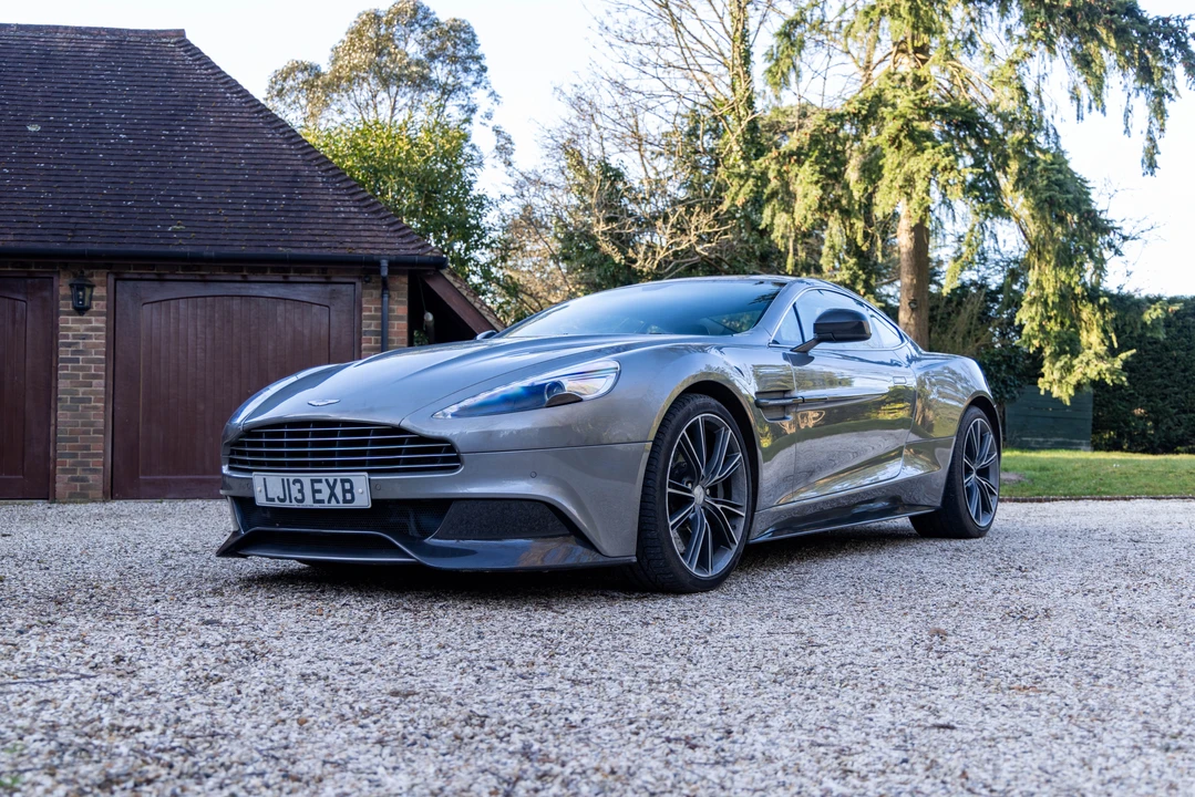 2013 Aston Martin Vanquish 2nd Gen - Image 9 of 31