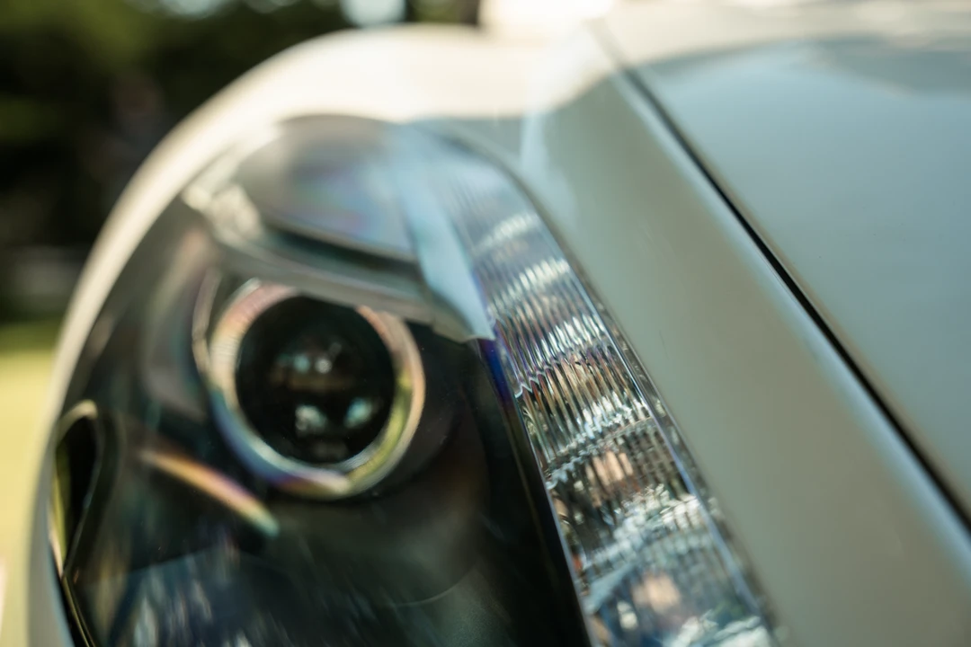 2013 Aston Martin Vanquish 2nd Gen - Image 16 of 31