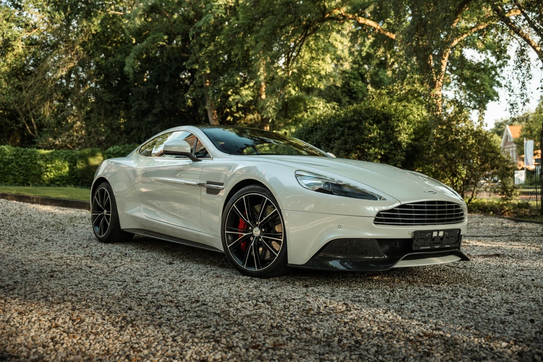 2013 Aston Martin Vanquish 2nd Gen - Image 11 of 31