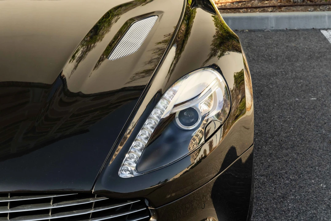 2013 Aston Martin Vanquish 2nd Gen - Image 11 of 31