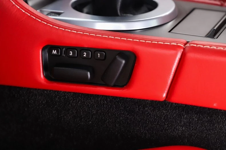2013 Aston Martin V8 Vantage (2006-2017) - Image 29 of 31