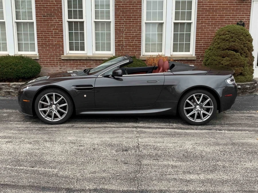 2013 Aston Martin V8 Vantage (2006-2017) - Image 2 of 10