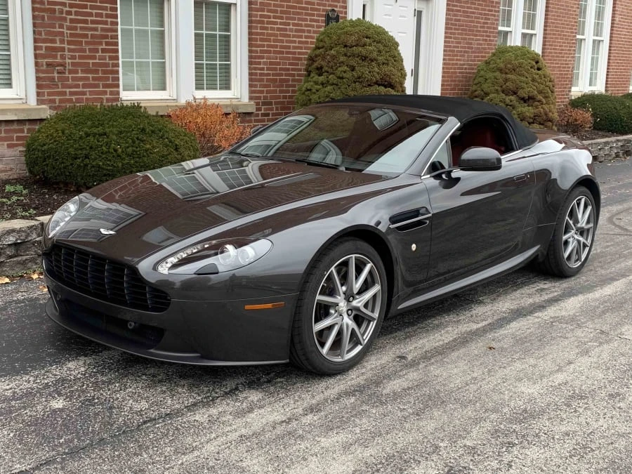 2013 Aston Martin V8 Vantage (2006-2017) - Image 8 of 10