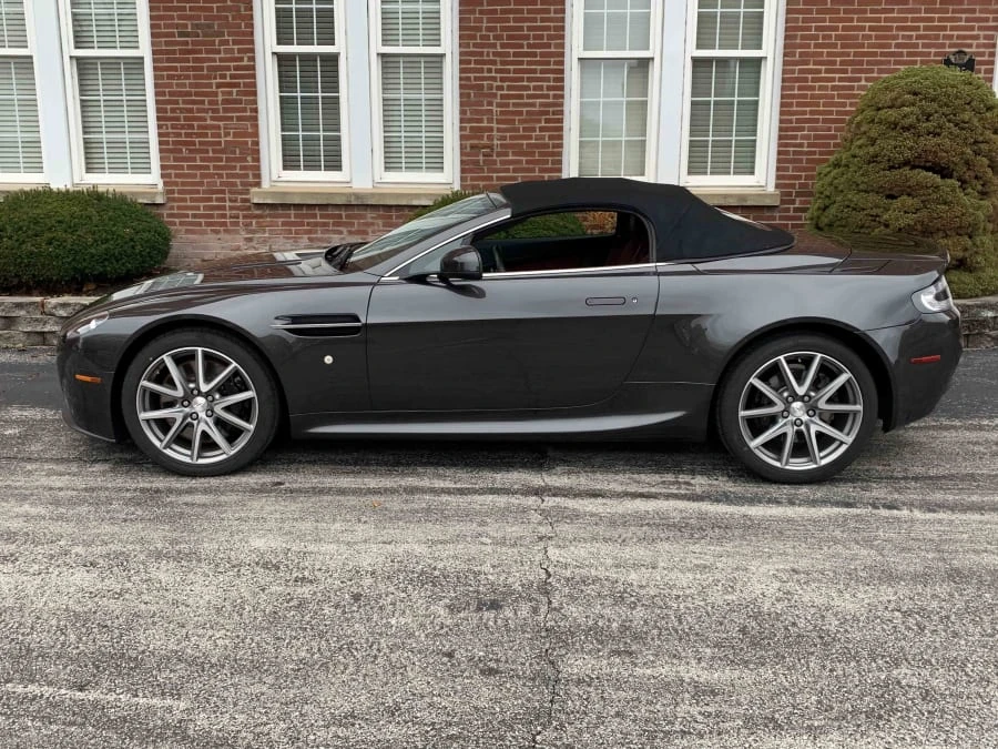 2013 Aston Martin V8 Vantage (2006-2017) - Image 9 of 10