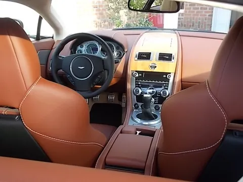 2013 Aston Martin V8 Vantage