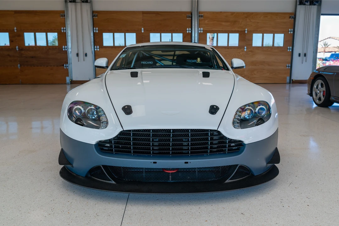 2013 Aston Martin V8 Vantage (2006-2017) - Image 2 of 31