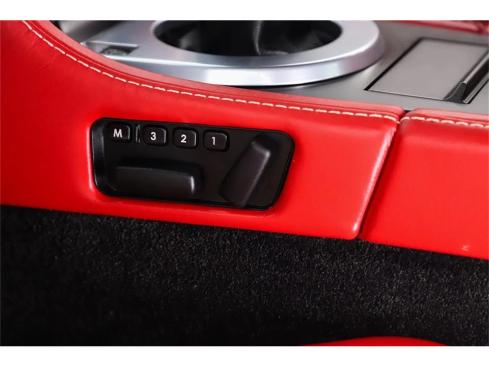 2013 Aston Martin Vantage - Image 31 of 31