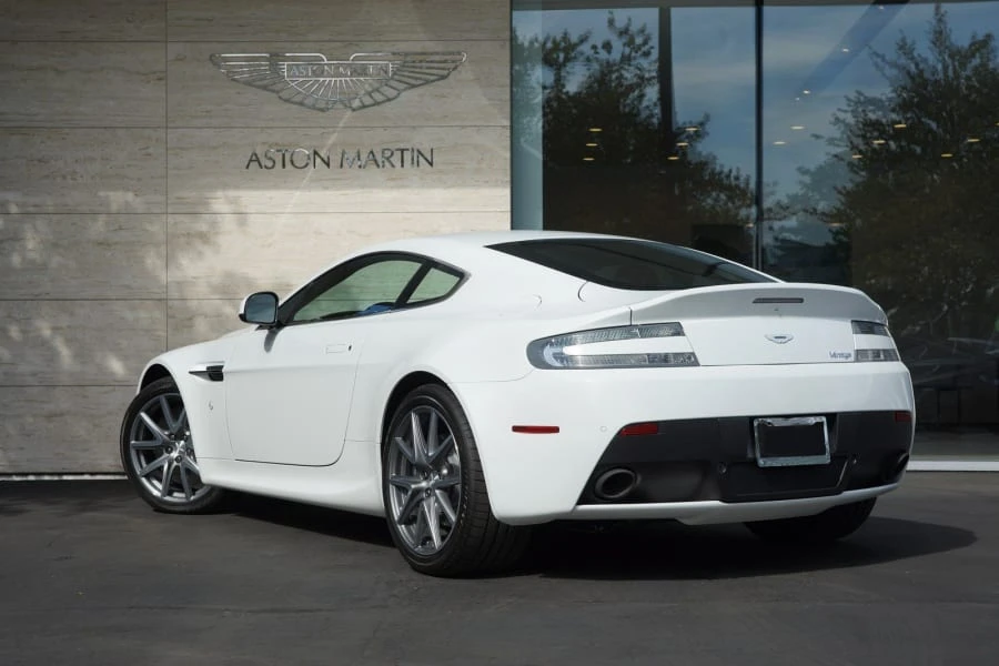 2013 Aston Martin Vantage - Image 3 of 7