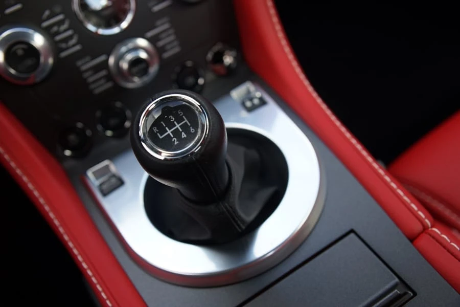 2013 Aston Martin Vantage - Image 5 of 7