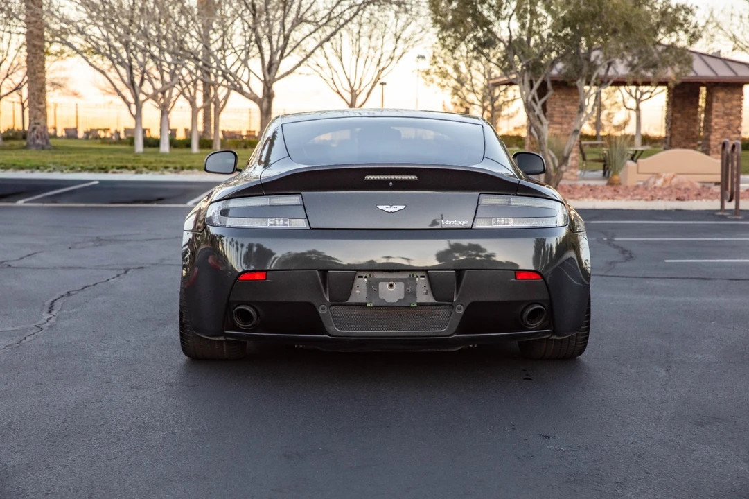 2013 Aston Martin Vantage - Image 6 of 21