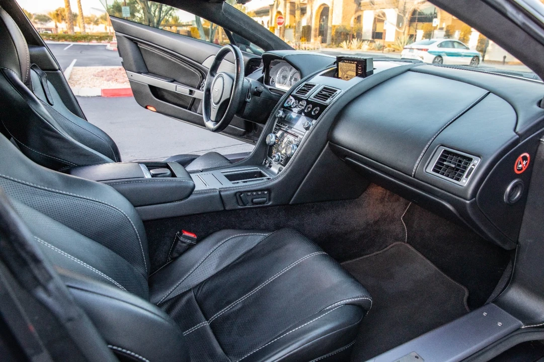 2013 Aston Martin Vantage - Image 14 of 21