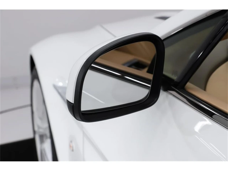 2013 Aston Martin Vantage - Image 10 of 31
