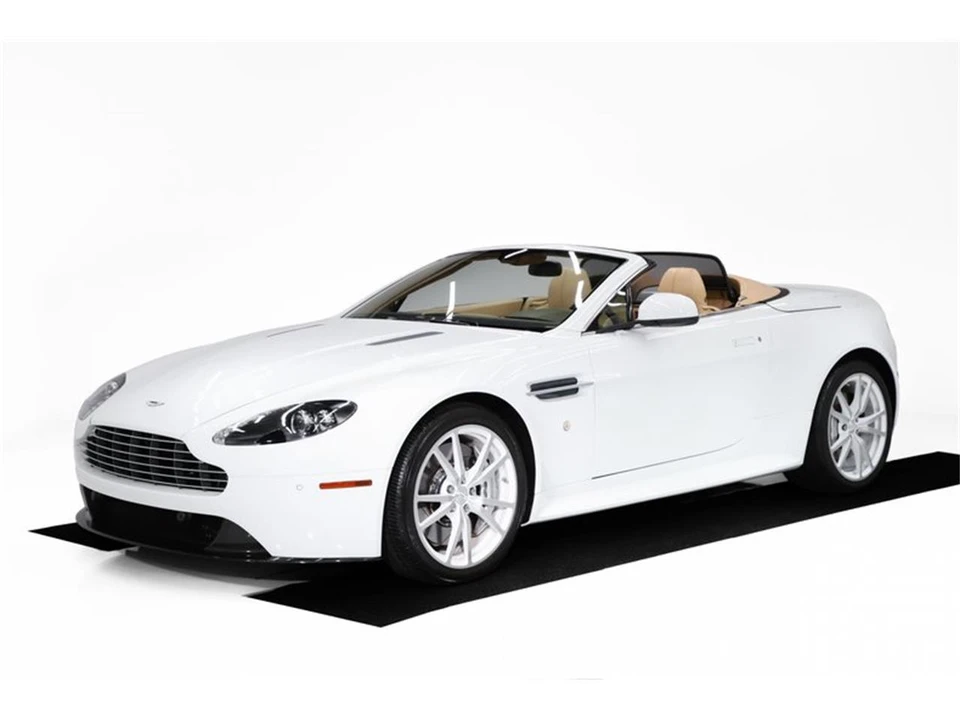 2013 Aston Martin Vantage - Image 29 of 31