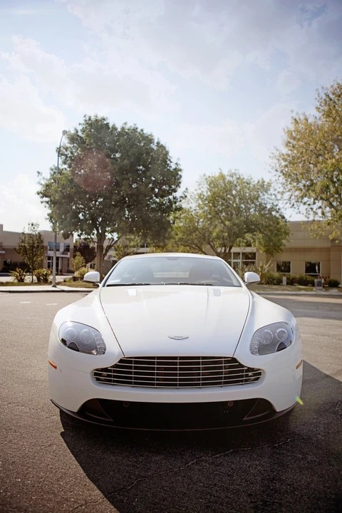 2013 Aston Martin V8 Vantage (2006-2017) - Image 3 of 3