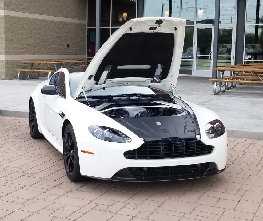 2013 Aston Martin V8 Vantage (2006-2017) - Image 5 of 10