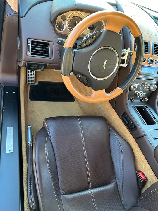 2013 Aston Martin Vantage - Image 7 of 18