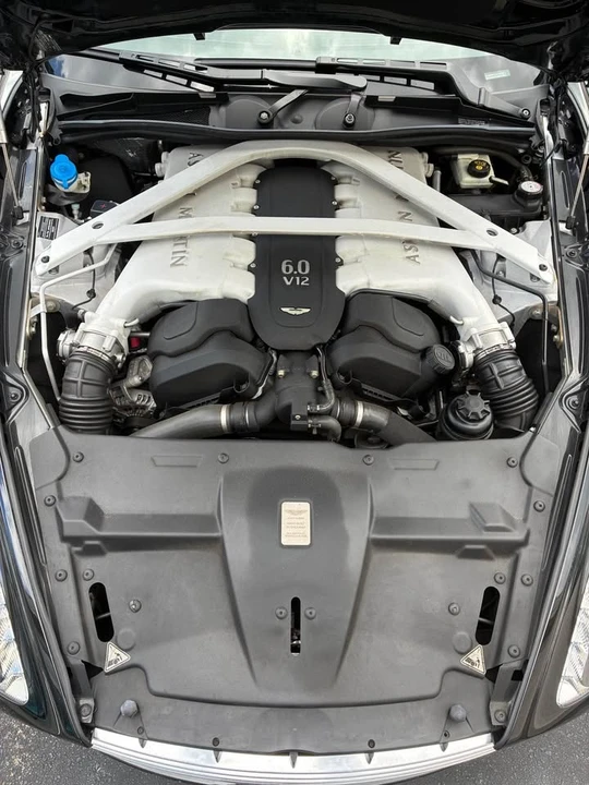 2013 Aston Martin Rapide - Image 10 of 14